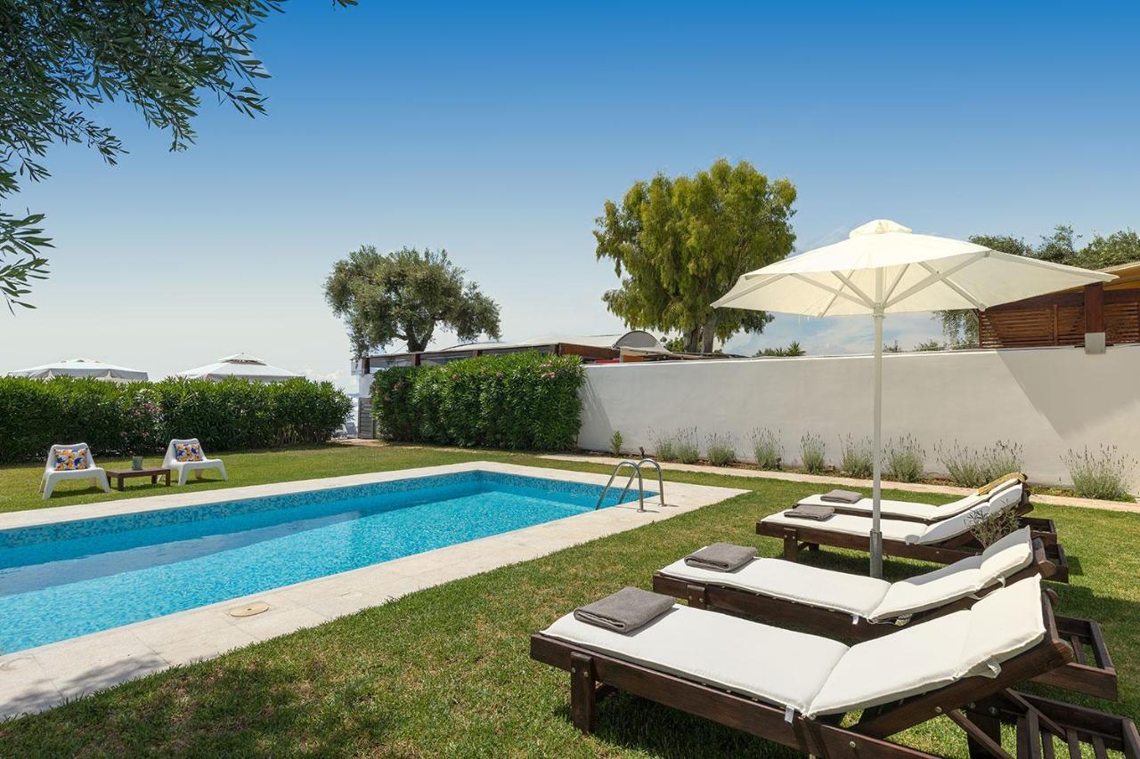 Villa Piedra Del Mar Beachfront By Villa2Be برباتي المظهر الخارجي الصورة