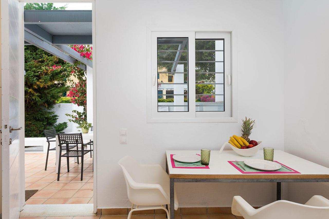 Villa Piedra Del Mar Beachfront By Villa2Be برباتي المظهر الخارجي الصورة